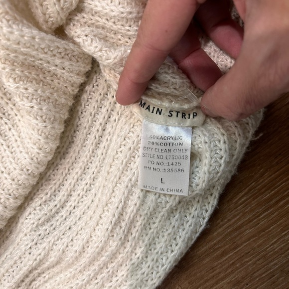 Creamy White Twisted Back Drop Shoulder Sweater - Size Large - Picture 6 of 6